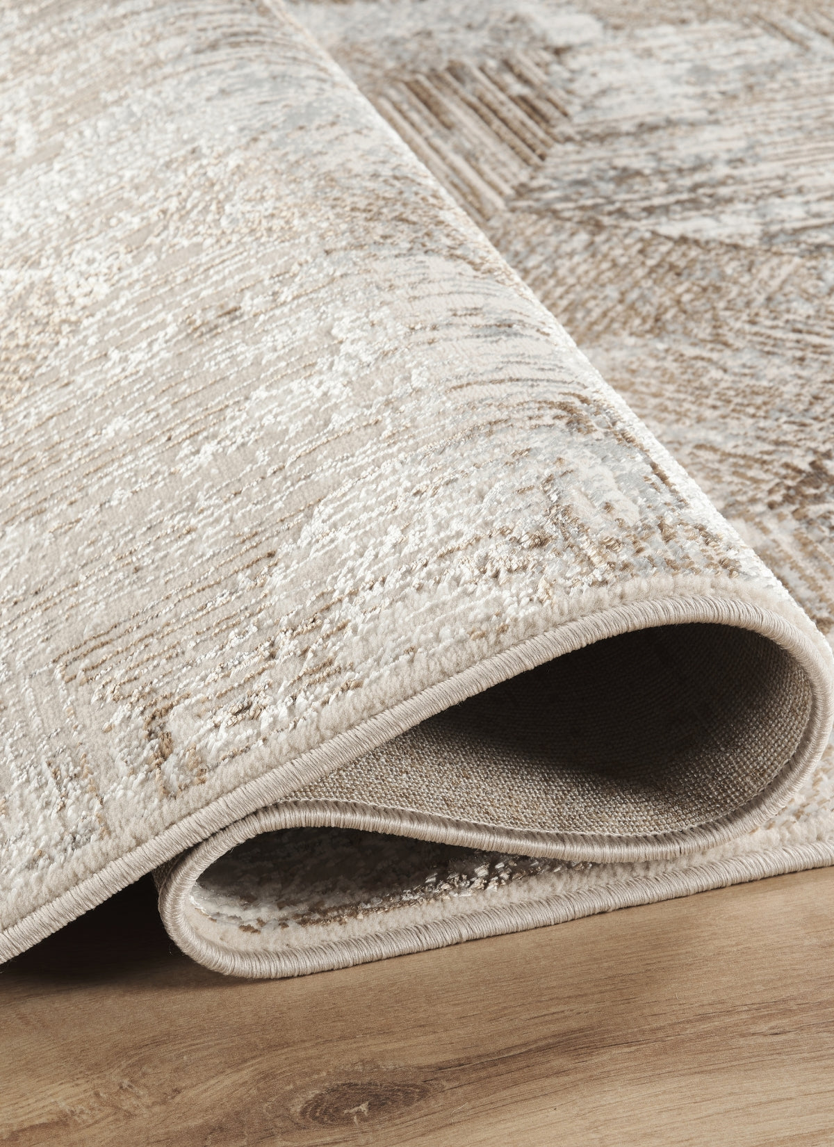 Cleopatra 60235 Cream Area Rug