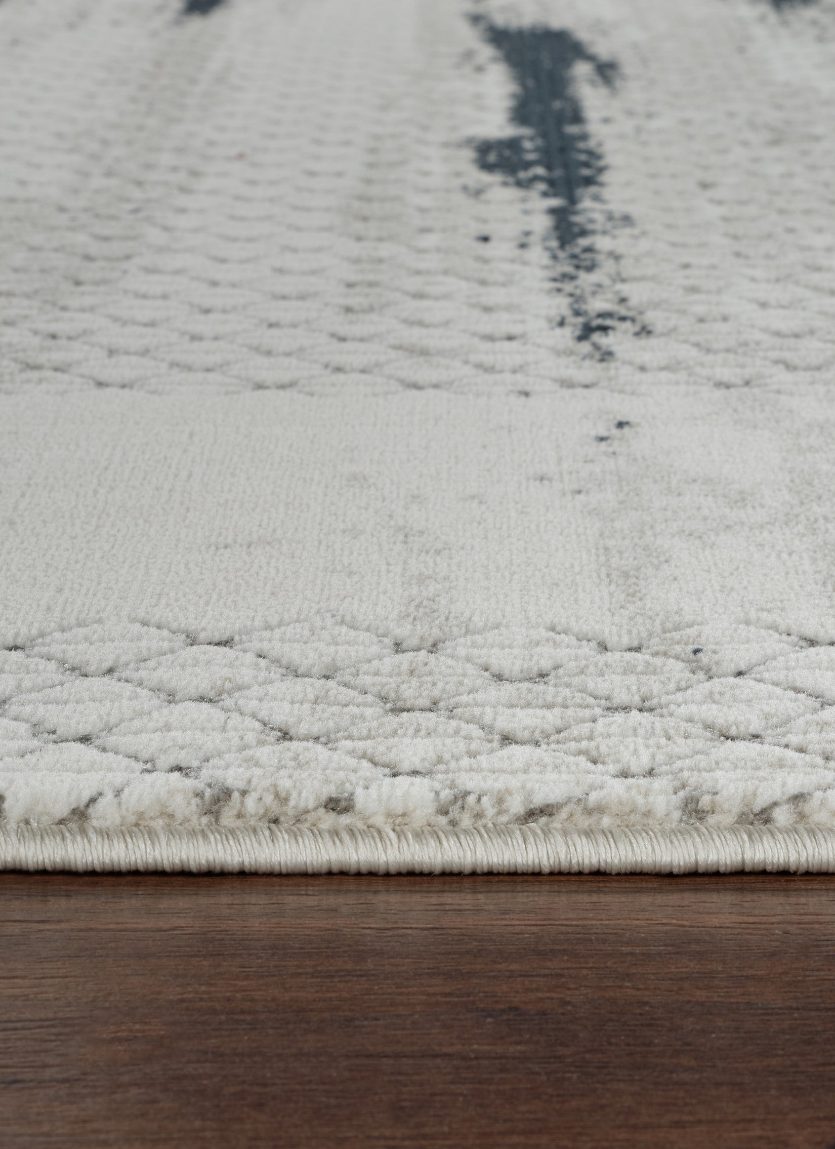 Modern Abstract Brushstroke Lattice Cream & Navy Area Rug & Runner – BT322 Cream Navy