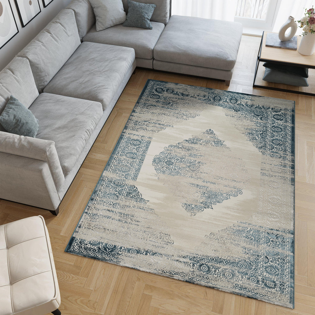 Viana 6772 Area Rug White/Blue