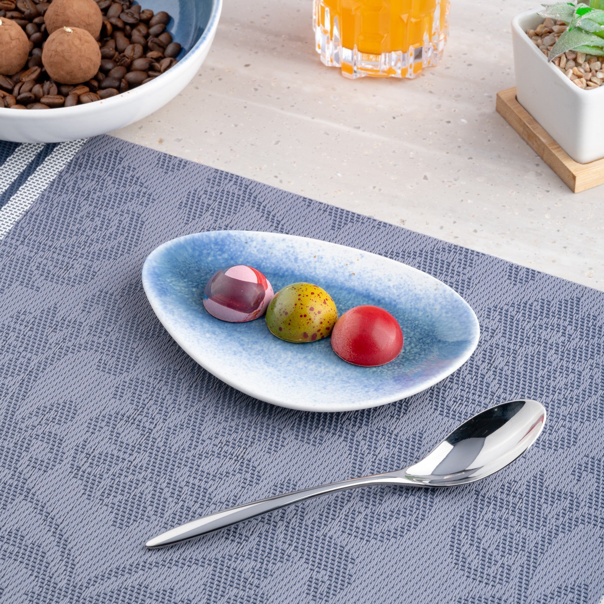 Porcelain Platter | Triangle Plate | Set of 12