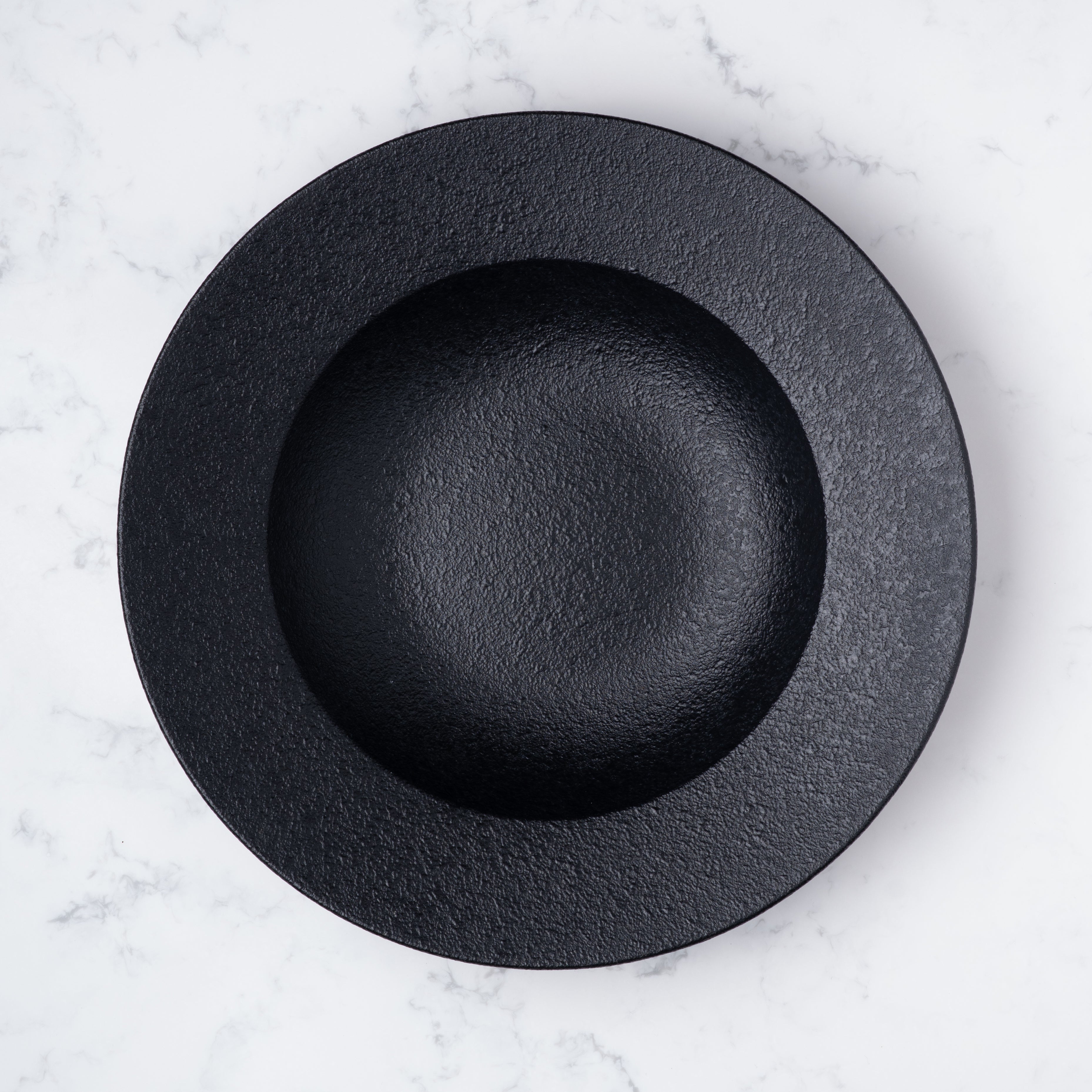 Deep Plate| Black Finish, Porcelain | Set of 6