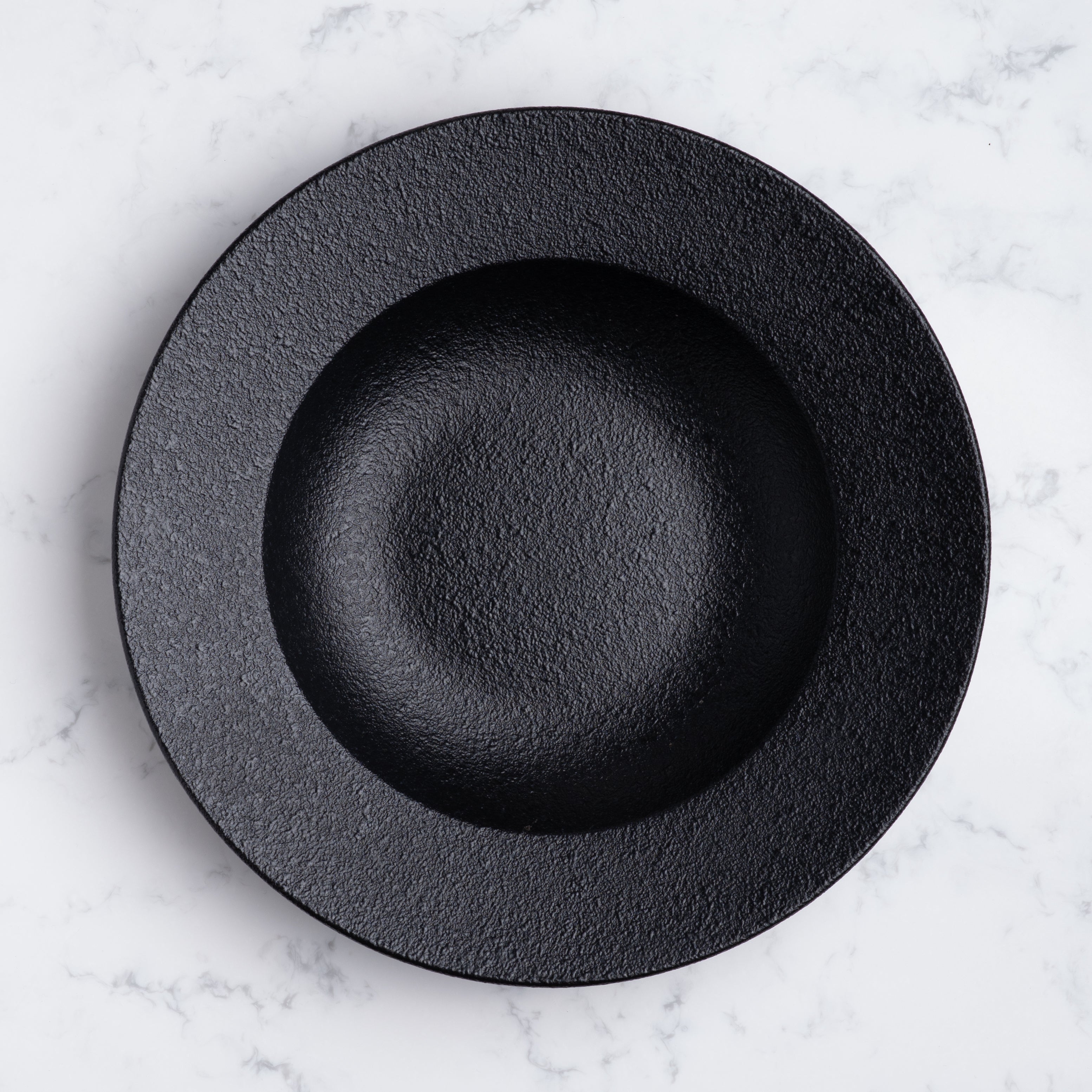 Deep Plate| Black Finish, Porcelain | Set of 6