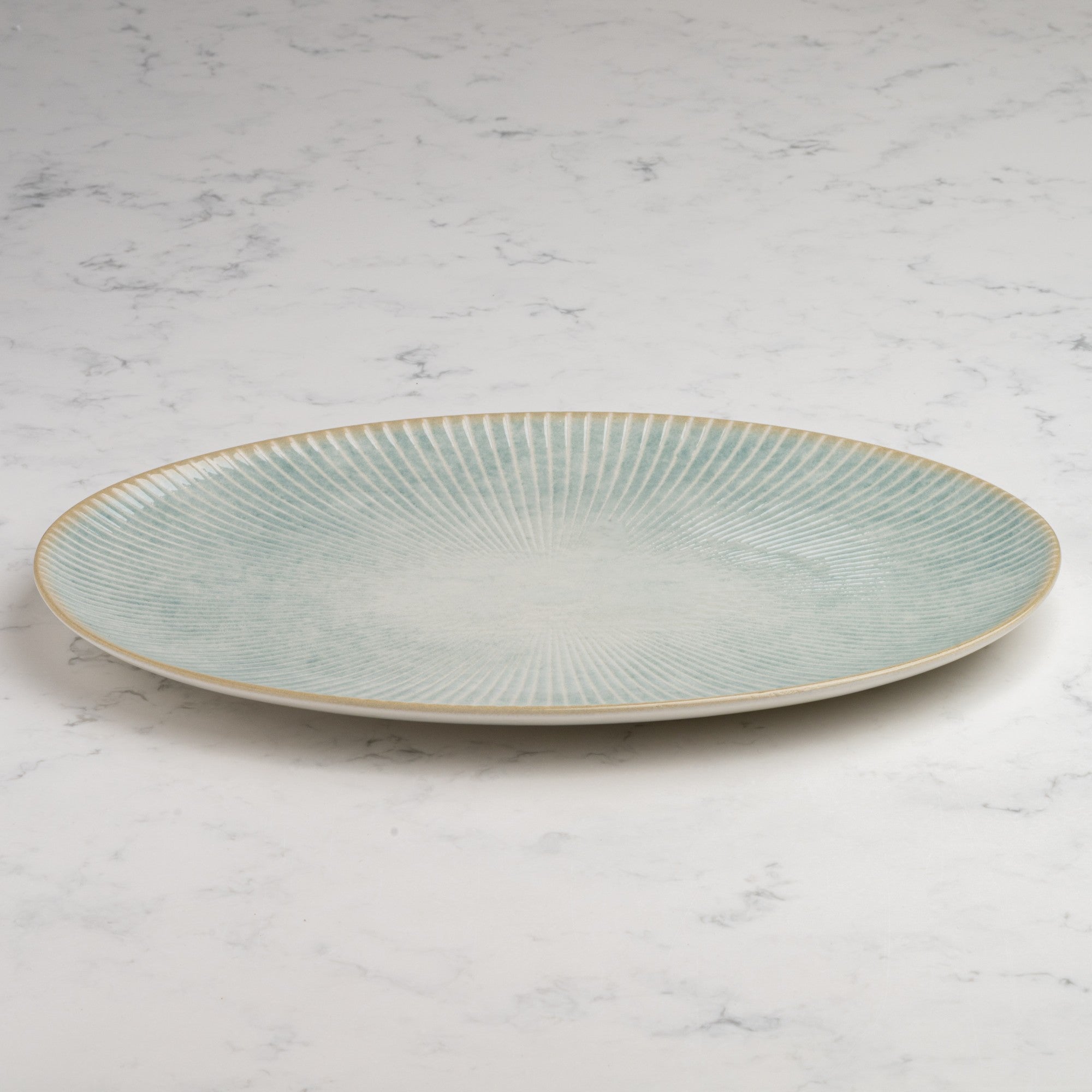 Oval Plate with Foot | Porcelain, 12,59" | Pack of 12