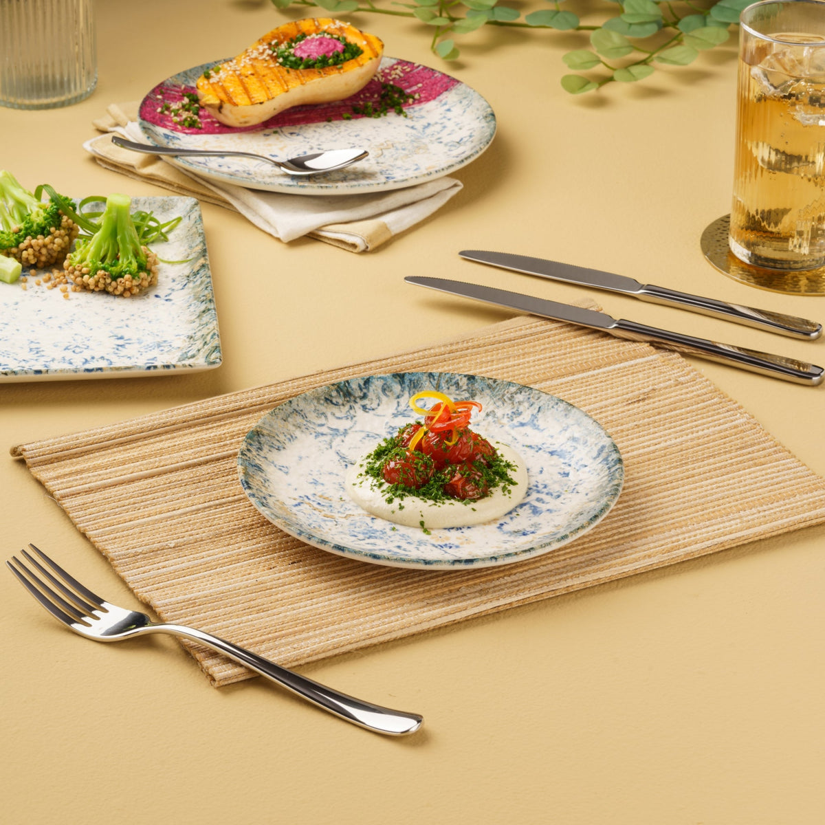 Round Rimless Plate | Porcelain | Pack of 12
