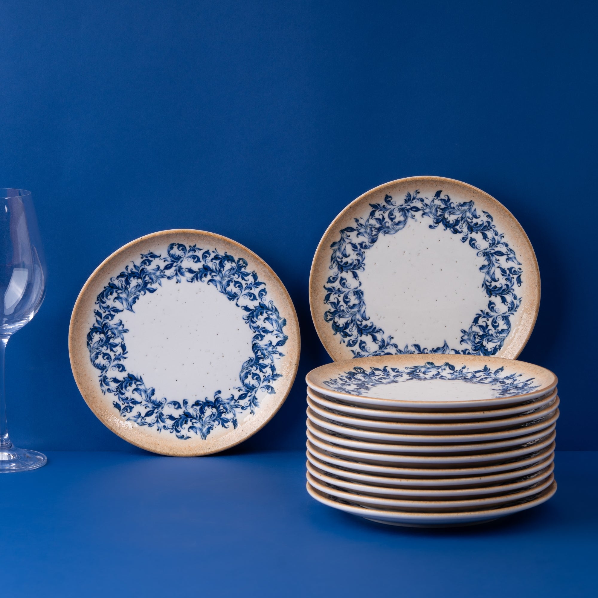 Round Rimless Plate | Porcelain Set of 12